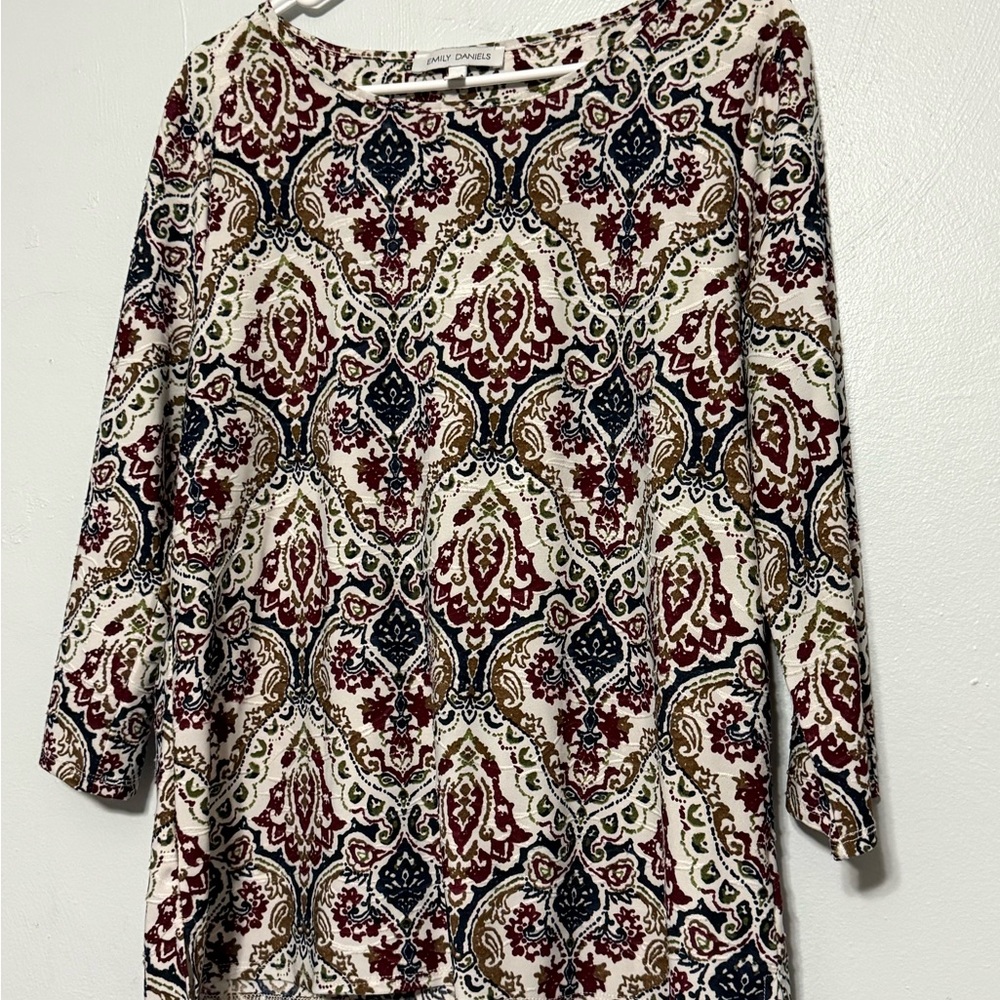Emily Daniels Chic Paisley Print Women's Blouse